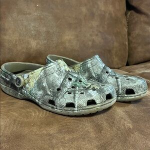 Camouflage Crocs